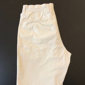 J. Crew Classic Fit Chino 31x32 light khaki